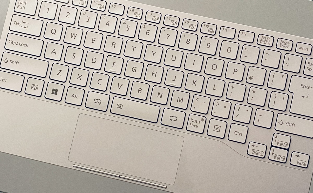 富士通「FMV Mobile Keyboard（モバイルキーボード）」レビュー | てこ