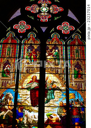 ドイツ・世界遺産 ケルン大聖堂のステンドグラスの写真素材 [23237014