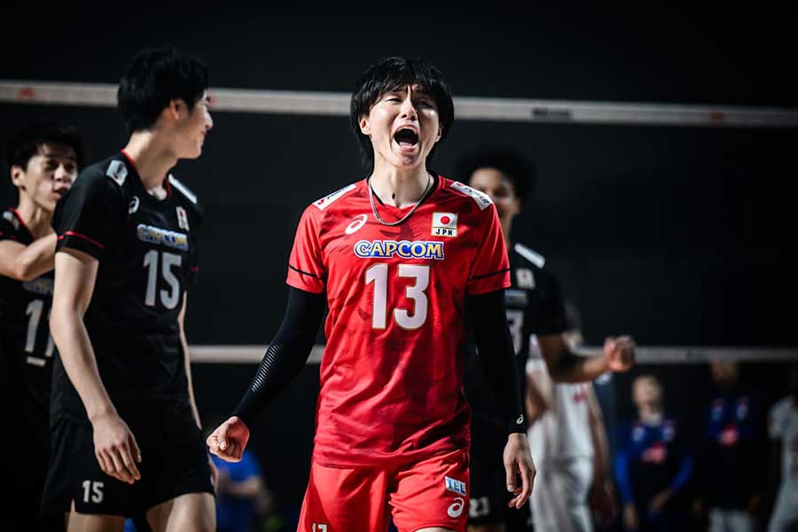 バレー日本男子、176センチ守護神に海外絶賛 守備以外にも技術見せた