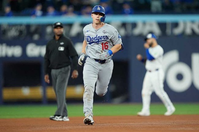 どう見ても小島よしお」 ド軍スミスにまさかの既視感、カメラが激撮