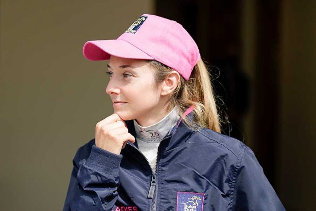 落馬重傷の美人騎手ミシェル、大公開した日本らしさ満点の贈り物に反響