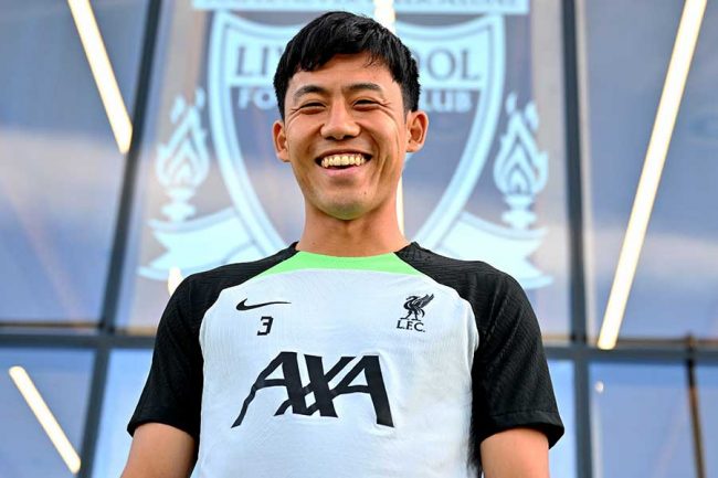 遠藤航と初対面 リバプール名将が言い放った自虐トークに日本人感激