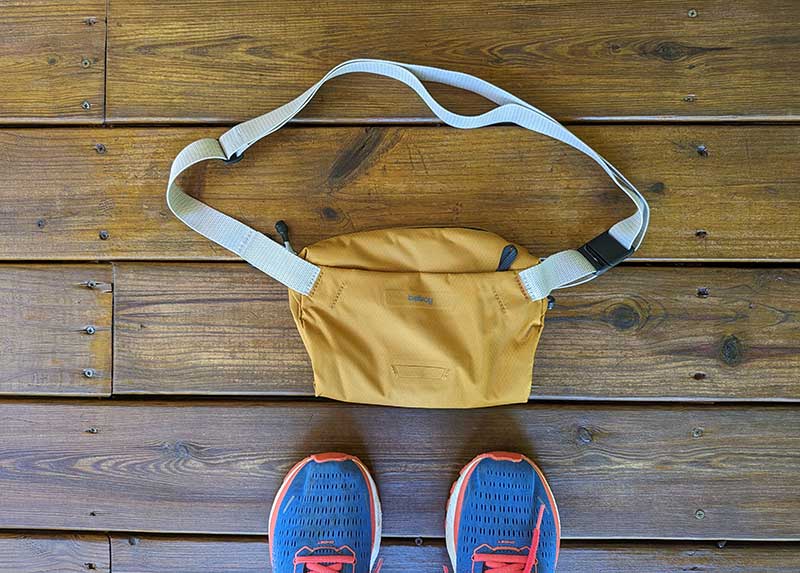 Bellroy Lite Sling Mini sling bag review - I love this minimalist