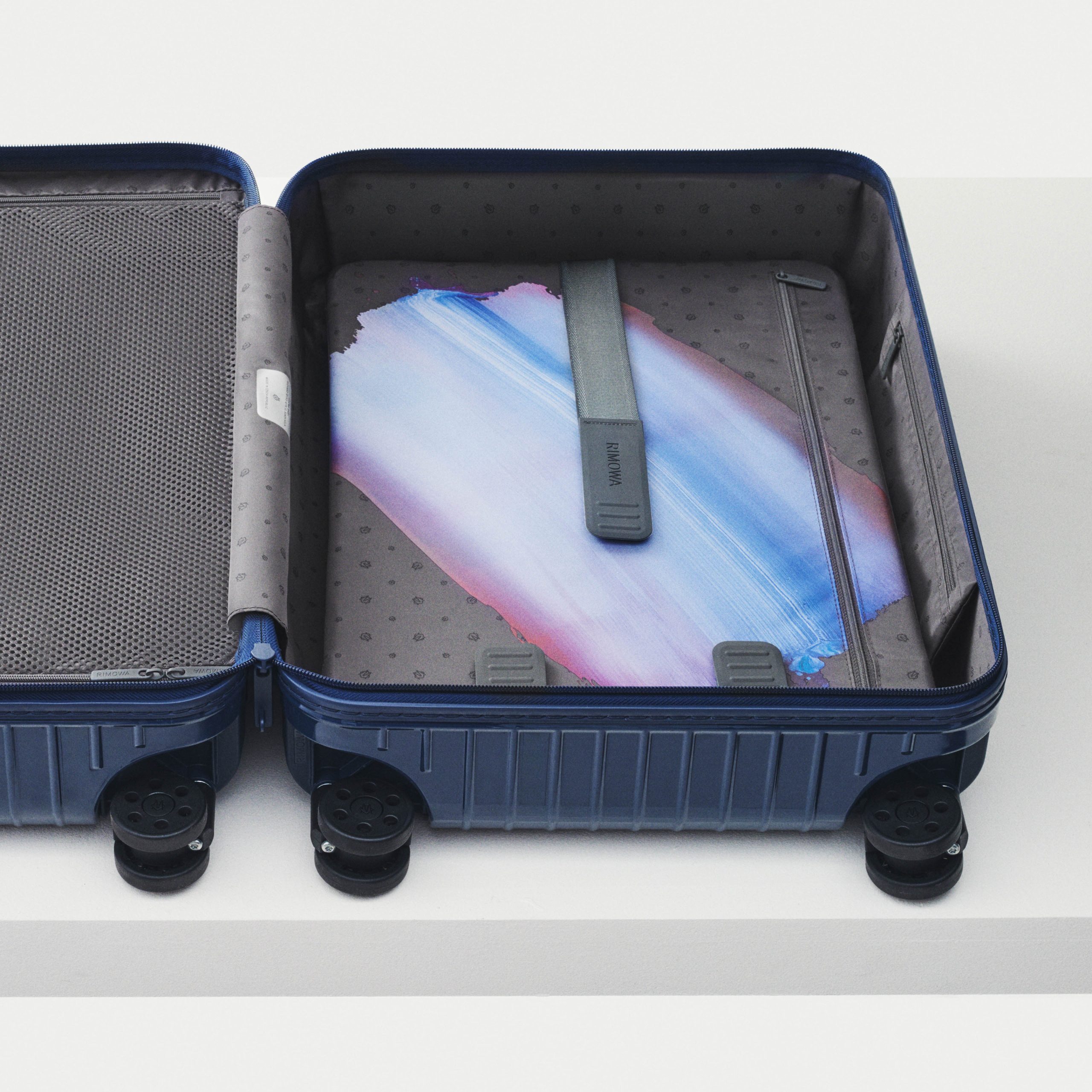 RIMOWA】人気コレクションの新色&世界限定1000個のスペシャルアイテム