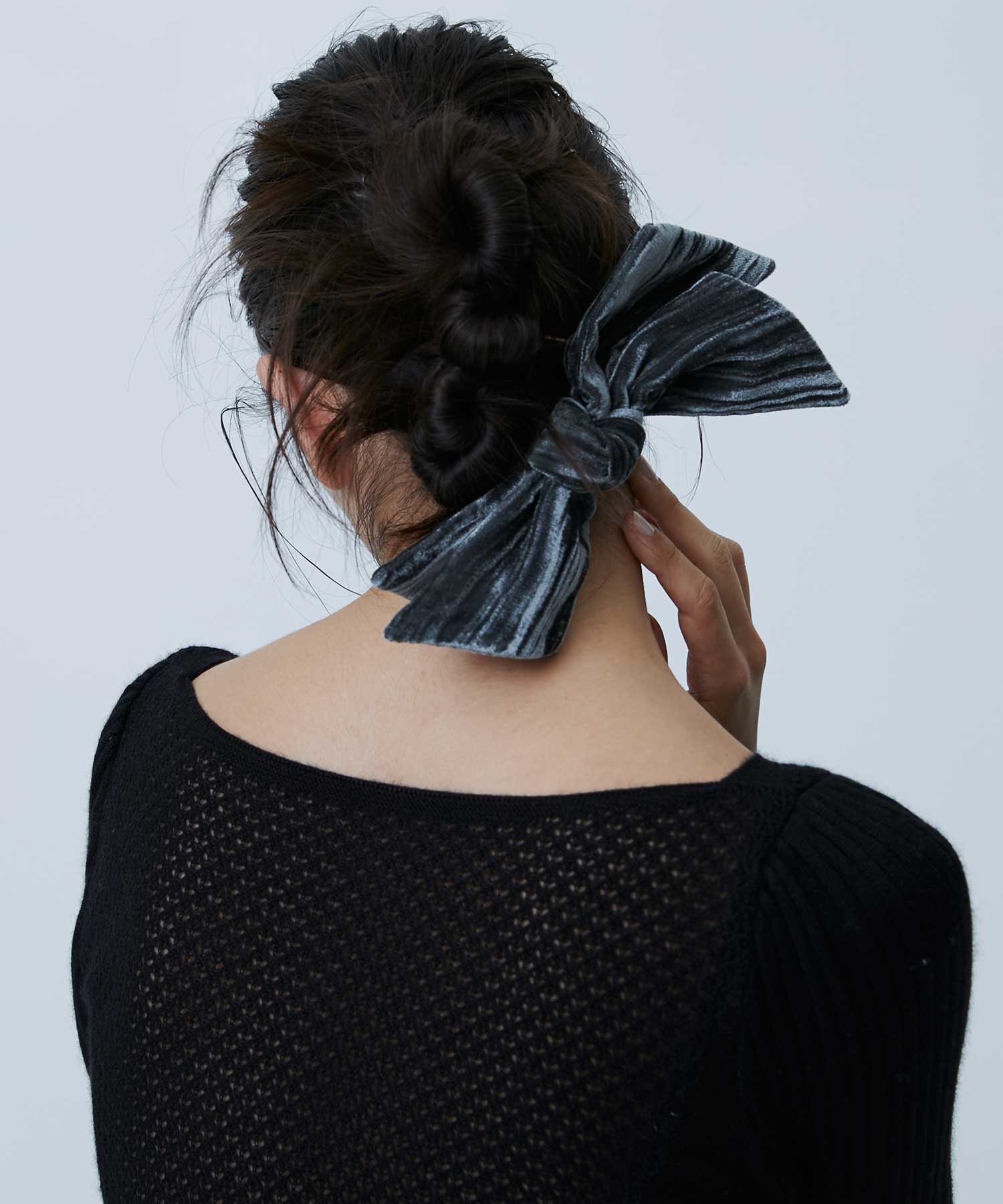 Velvet bow hair clip｜FETICO（フェティコ）公式通販｜THE TOKYO（ザ