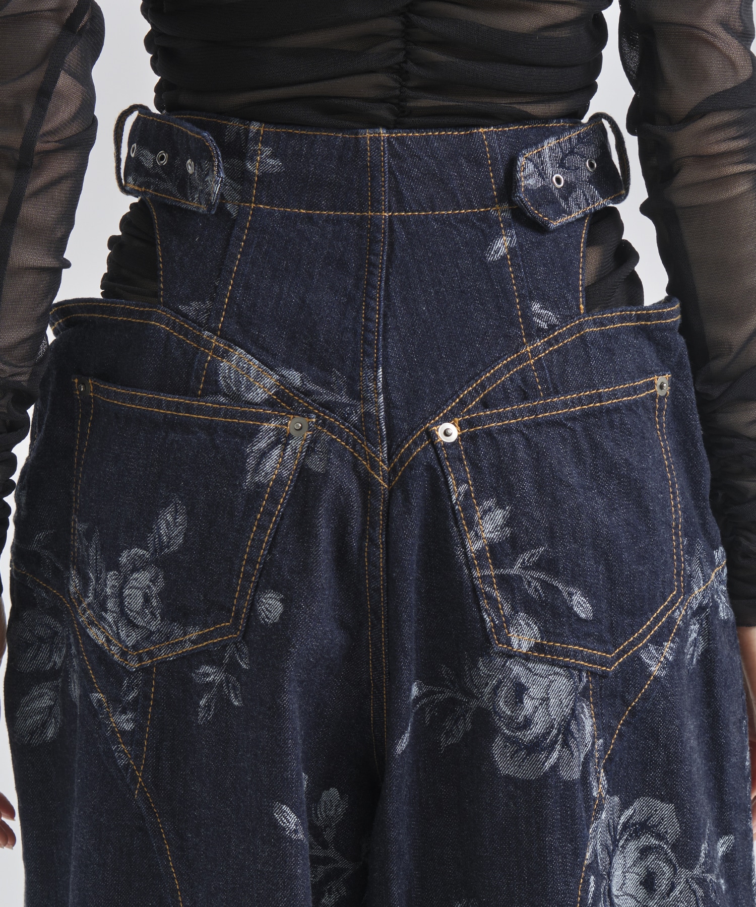 ROSE DENIM HIGH-WAIST JEANS(1 BLUE): FETICO: WOMENS｜THE TOKYO