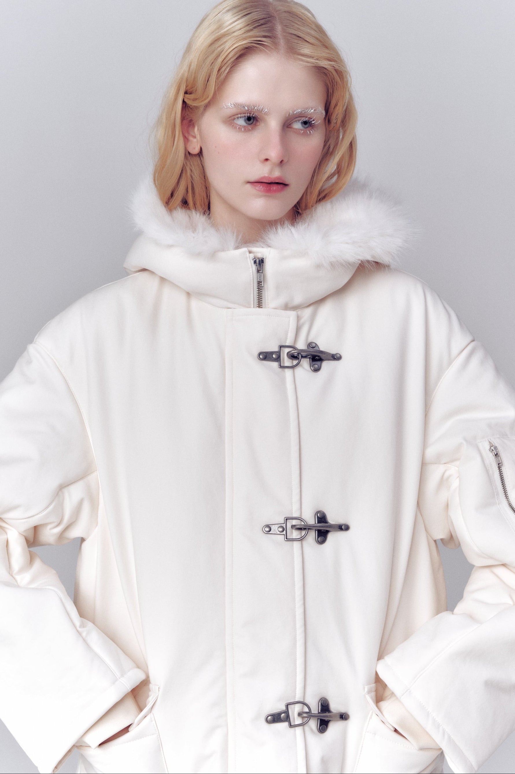 Koenig Coat – THE TOÉ