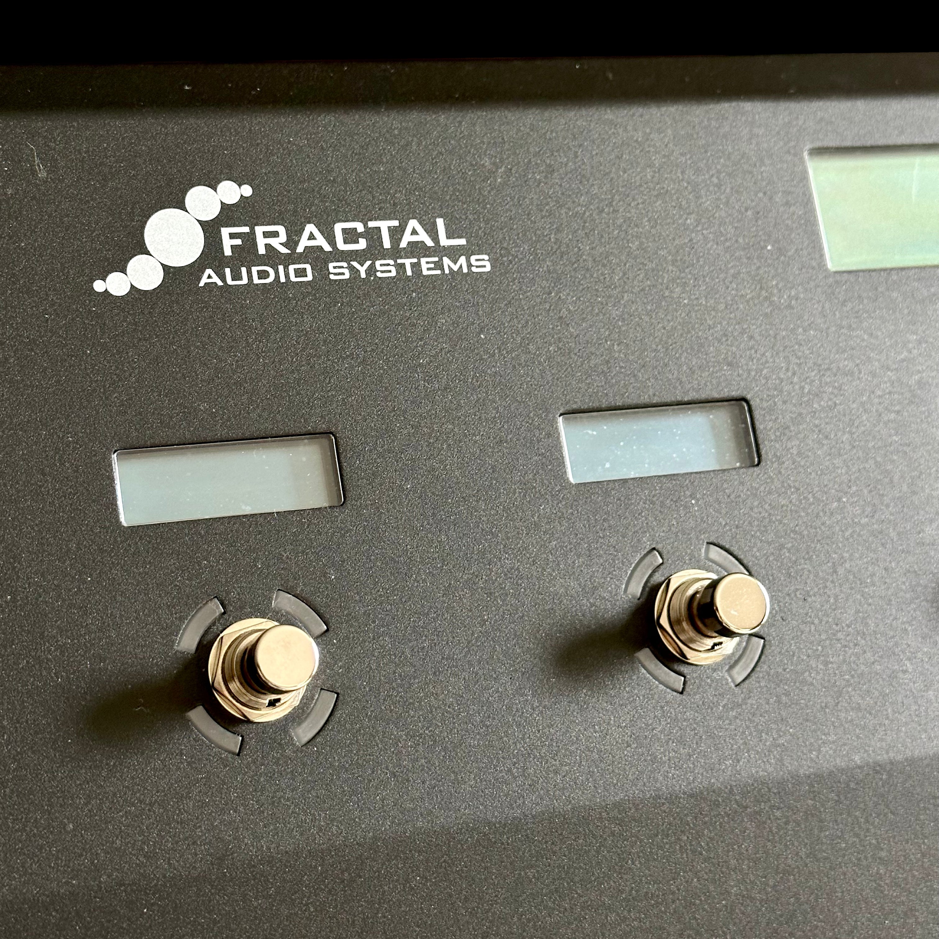 Fractal Audio FC-12 Mk I – The Vibrato Bar