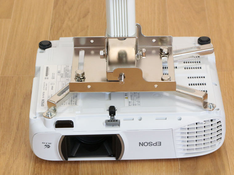 エプソン EH-TW750を天吊り金具スパイダー2で天吊設置する方法