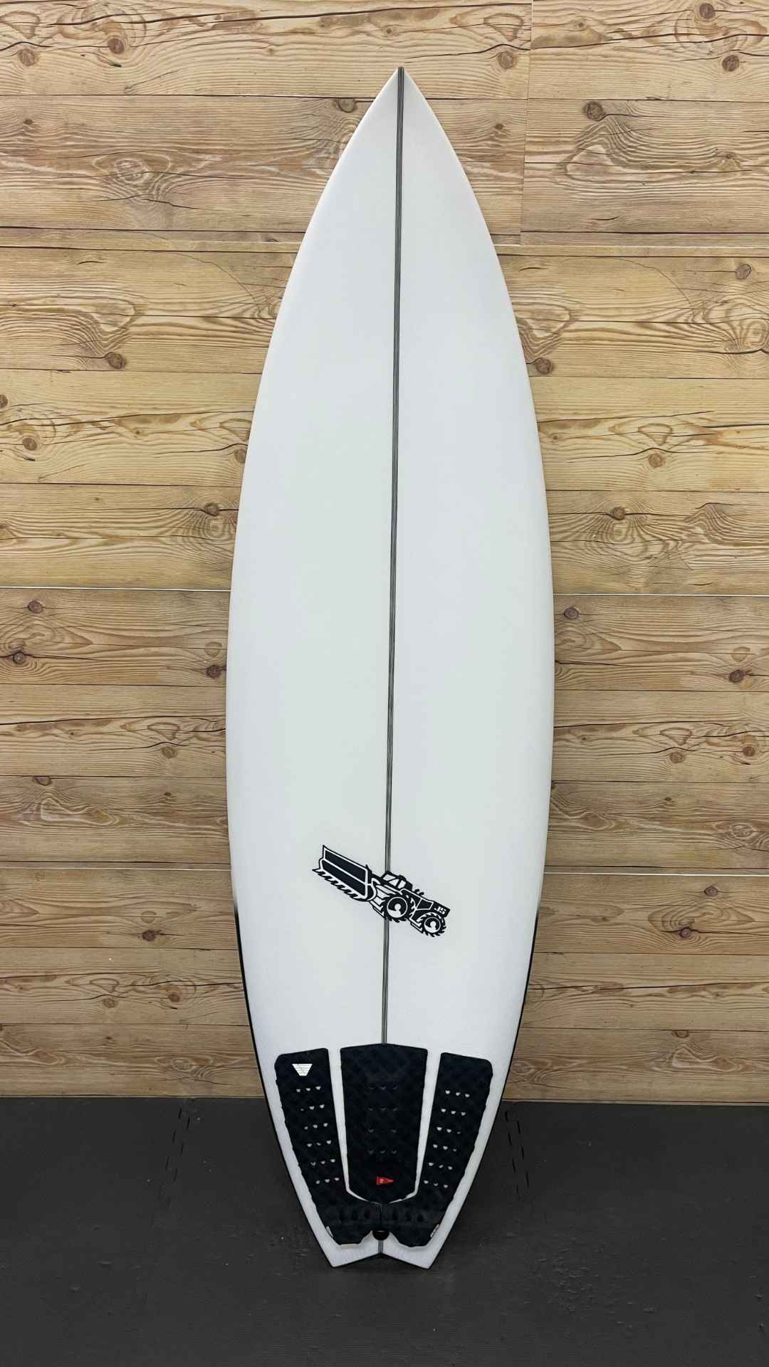 Surf Used Shortboards: JS Industries Xero Fusion 5'9