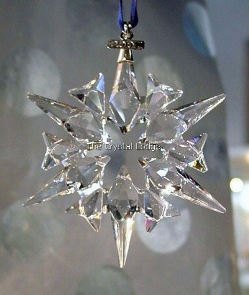 SWAROVSKI 2007 CHRISTMAS ORNAMENT 872200 - The Crystal Lodge