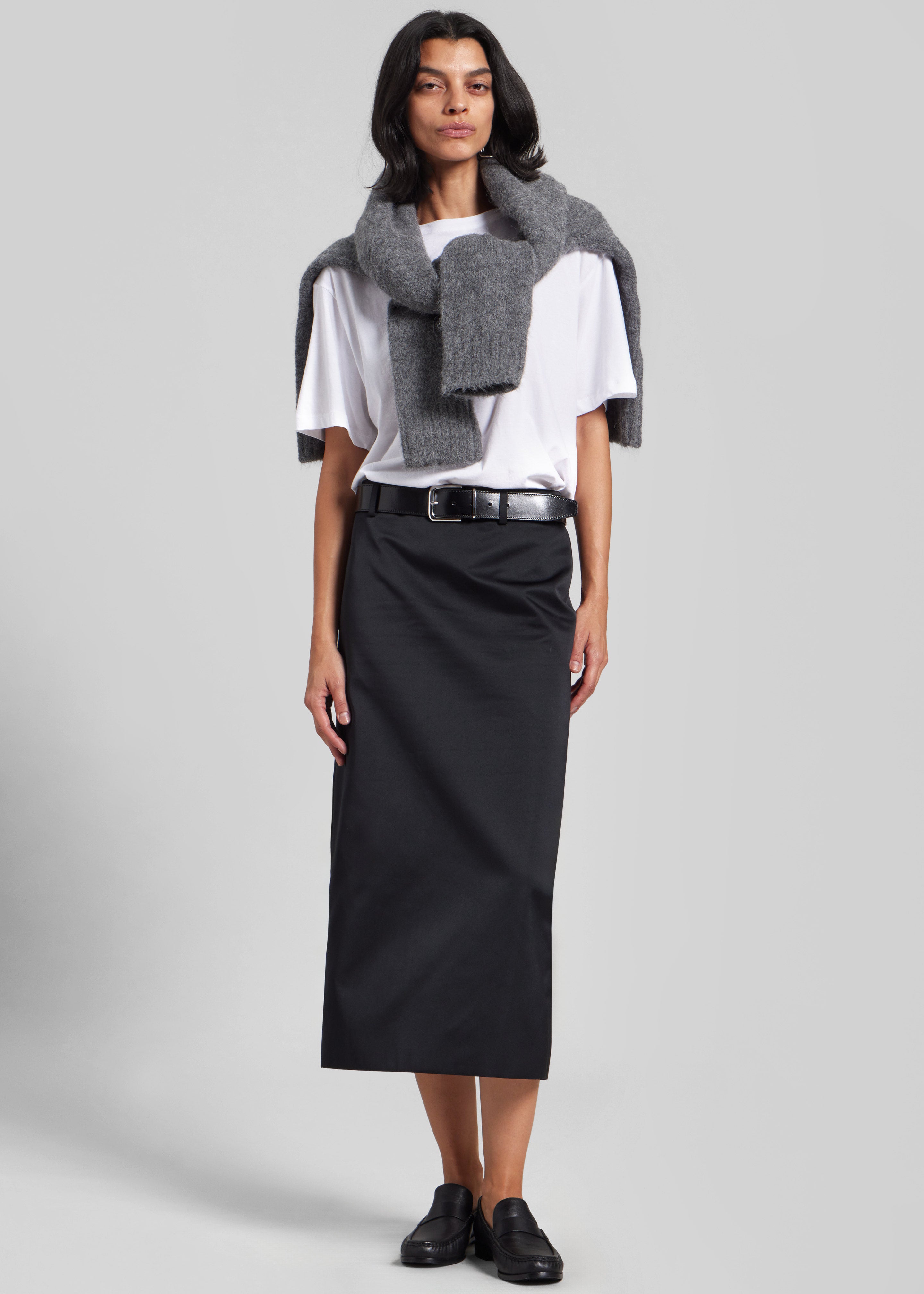 Alrose Satin Midi Skirt - Black – The Frankie Shop