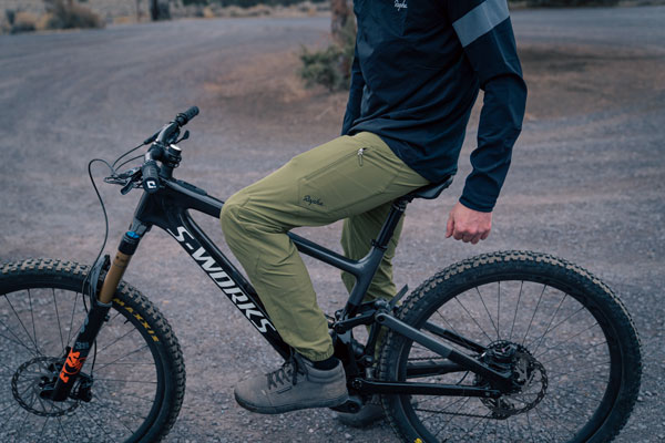 Review: Rapha Trail Pant and Windblock Jersey | The Loam Wolf