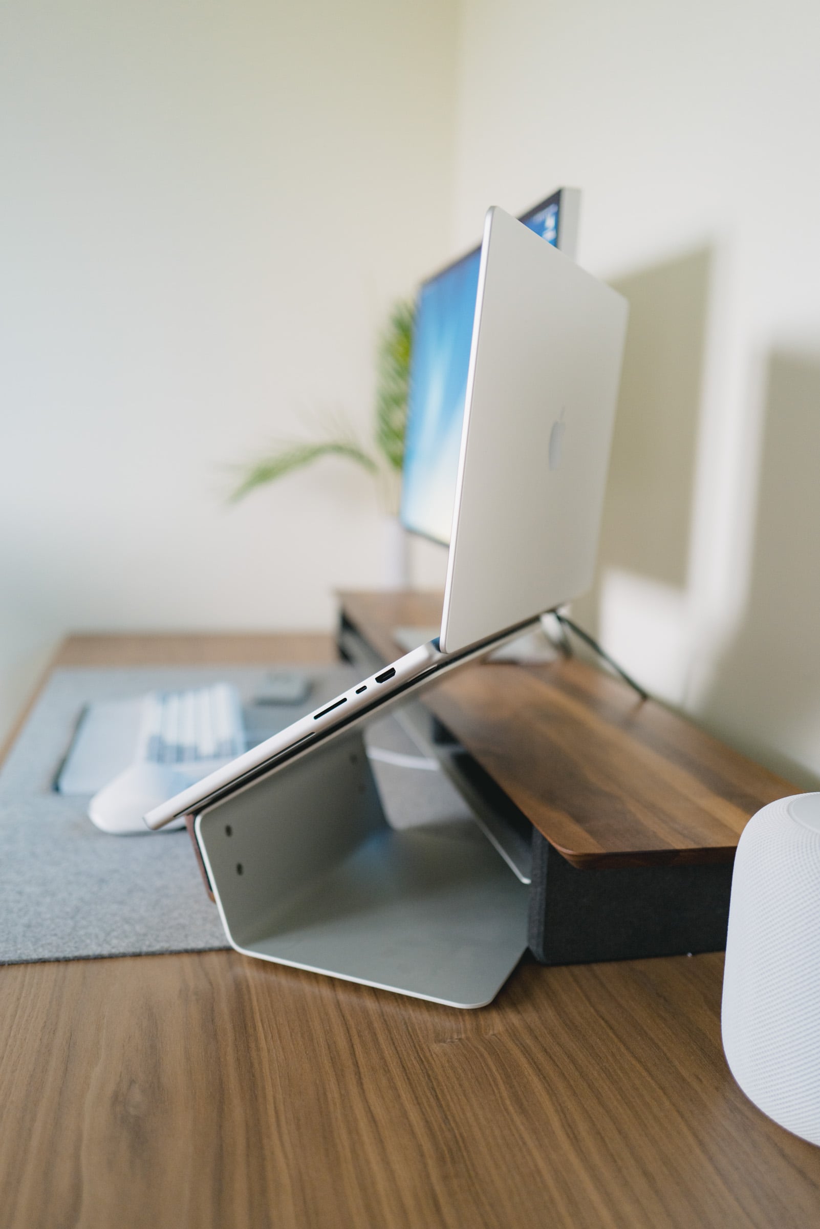 The Grovemade Laptop Riser - The Newsprint