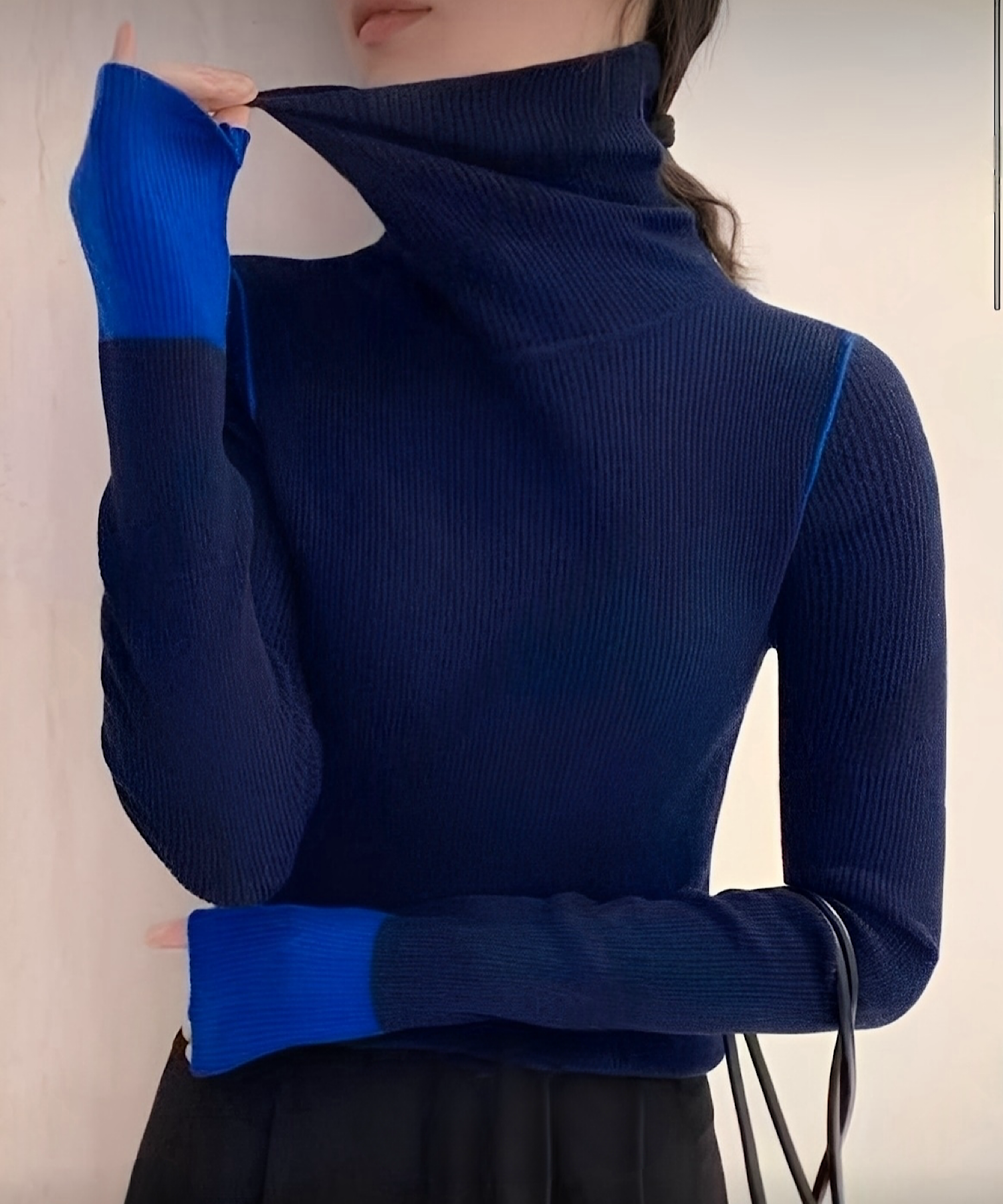 ウールポイント配色タートルネックニット | THEODORIC.dy公式通販