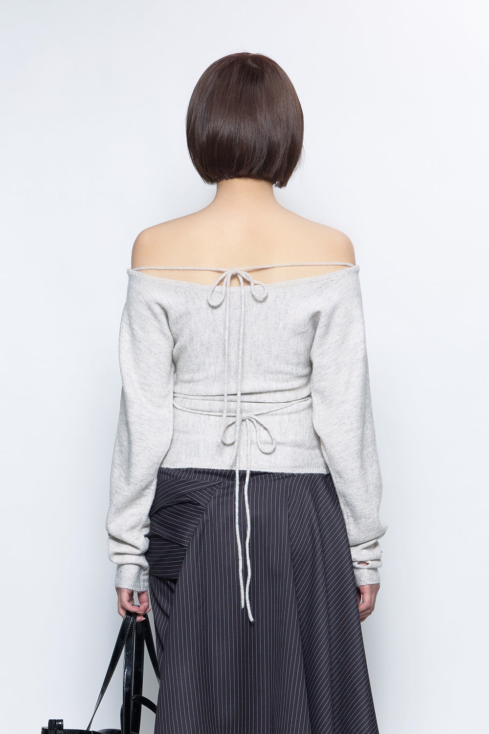 THEREDTHREAD / ザレッドスレッド】S sequin offshoulder knit