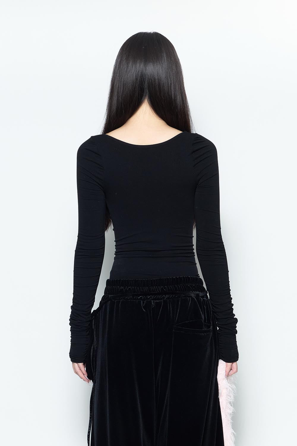 THEREDTHREAD / ザレッドスレッド】S ruched sculpt body