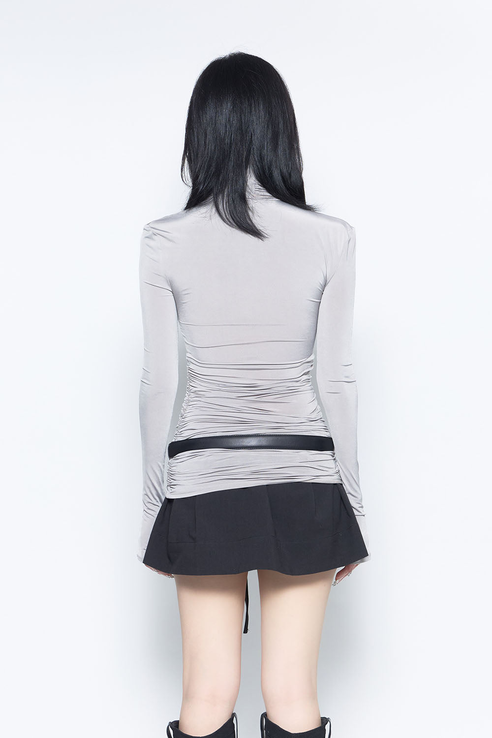 THEREDTHREAD / ザレッドスレッド】S asymmetric drape tops