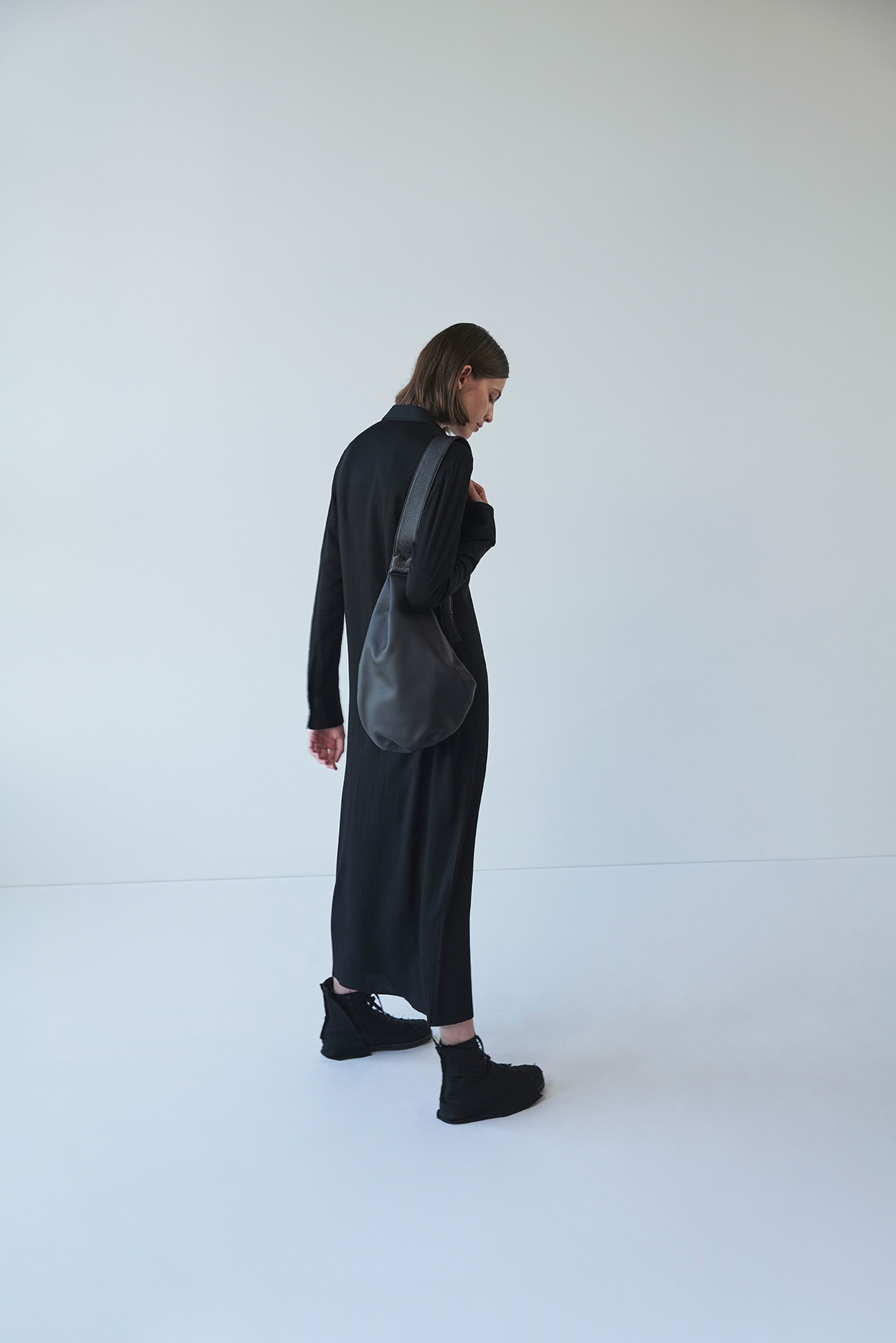 Y BODYBAG(FREE SIZE Black): discord Yohji Yamamoto｜THE SHOP YOHJI