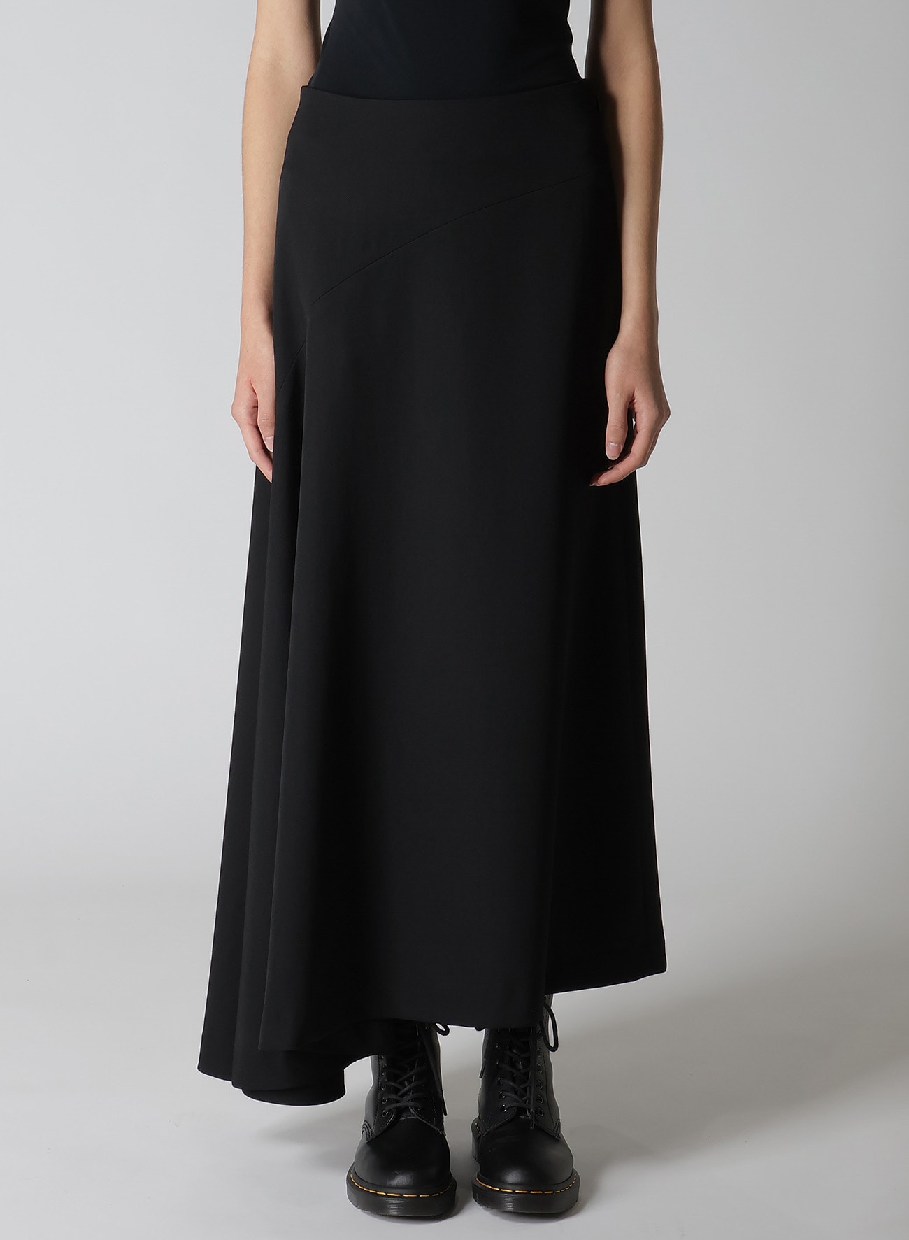 WOOL GABARDINE ASYMMETERIC FLARE SKIRT(XS Black): Soldes｜THE SHOP