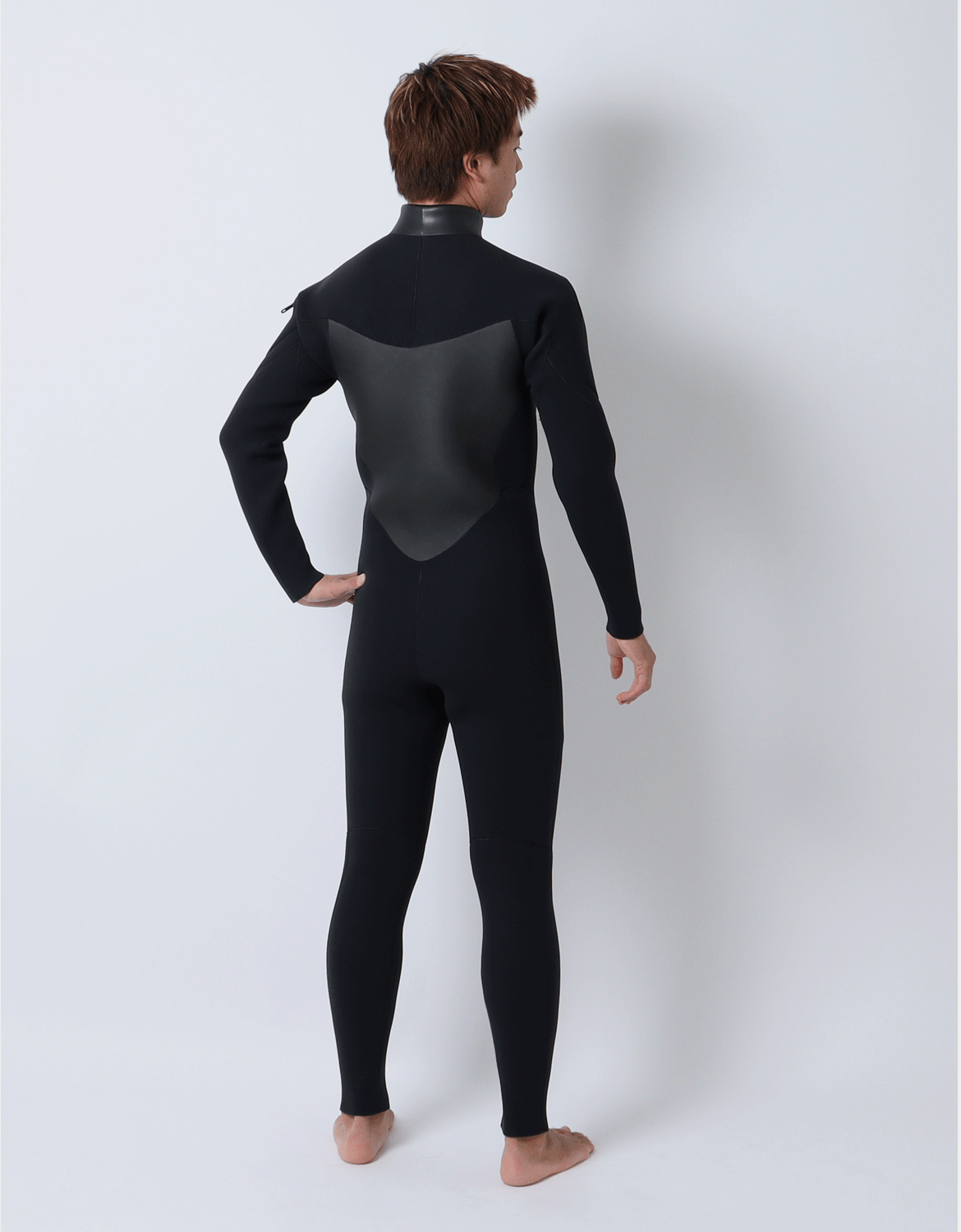 ロングチェストジップ プレミアム セミドライスーツSDRY 5X3mm | THREE