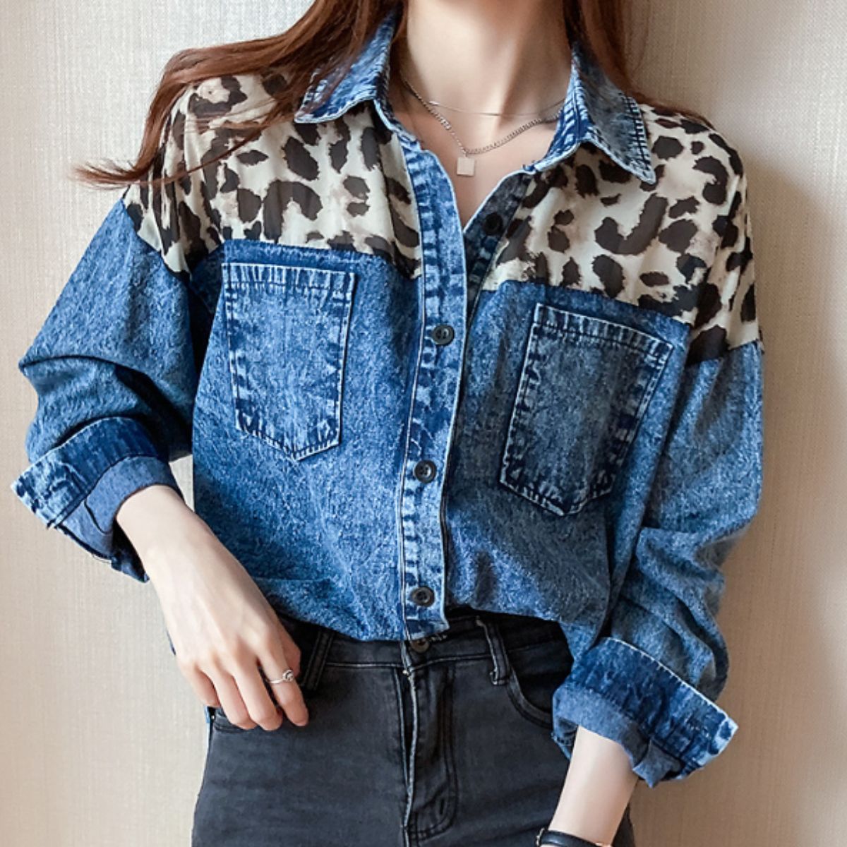 新品未着用 ヒョウ柄 レオパード柄 長袖プリントシャツ 前後開閉タイプ