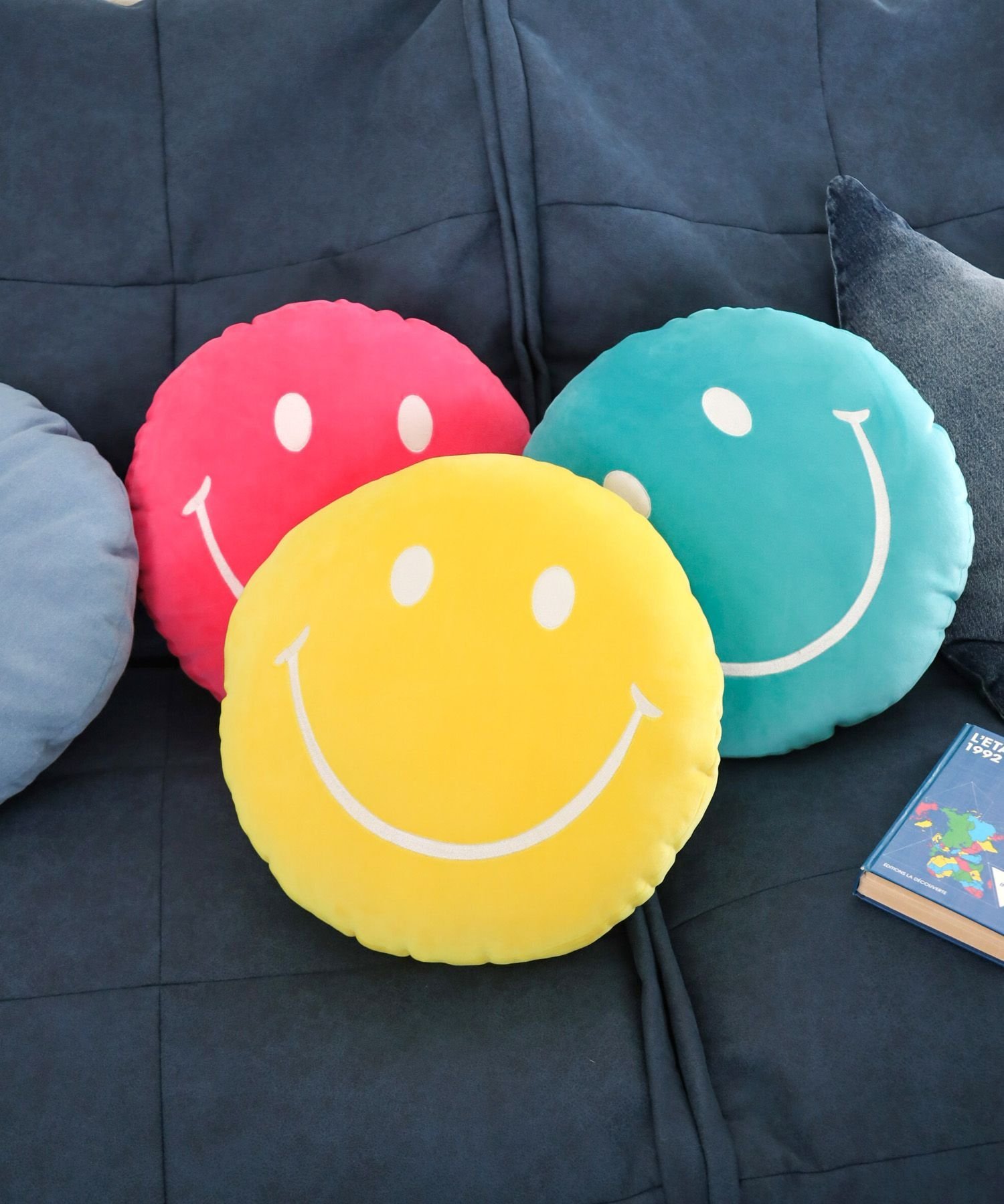 楽天市場】ニコちゃん クッション（クッション・座布団｜インテリア