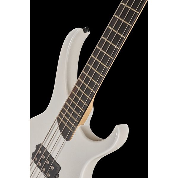 Kramer Guitars Disciple Bass Pearl White – United States