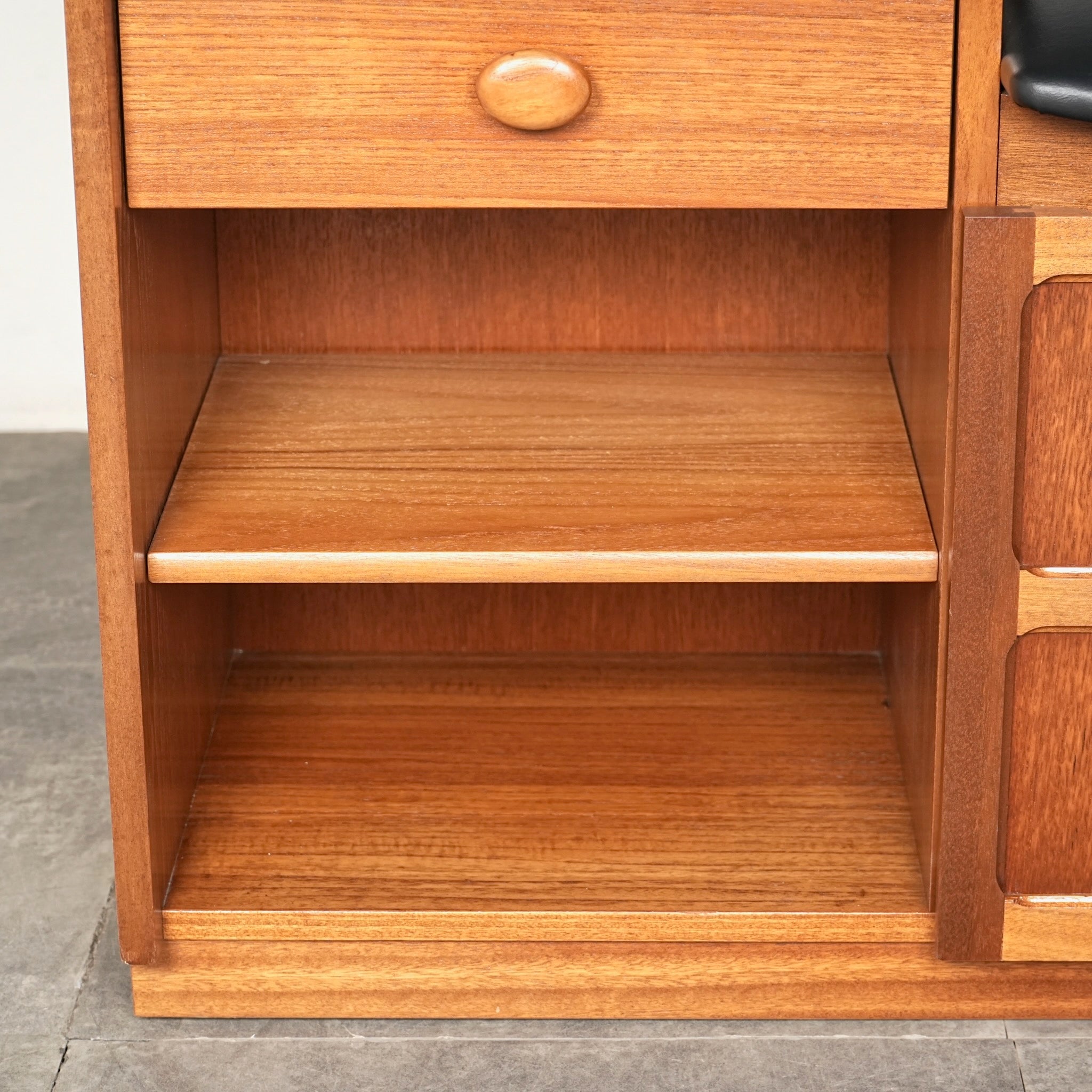 NATHAN】ヴィンテージ テレフォンベンチ【張替済】 – TIME HYPE