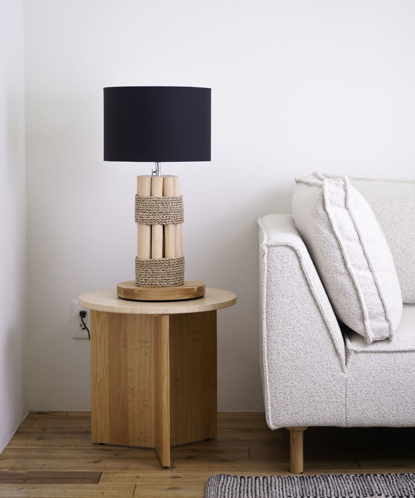 dareels（ダリールズ）TRUNK TABLE LAMP｜独創的なデザインのテーブル