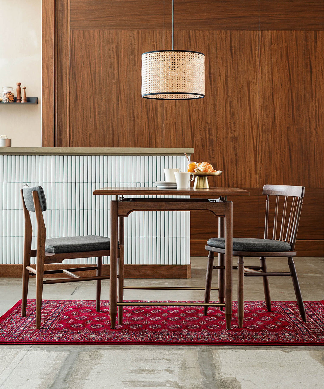 ecruxe（エクリュクス）EPI DINING TABLE 800 WALNUT | 高品質な安定感