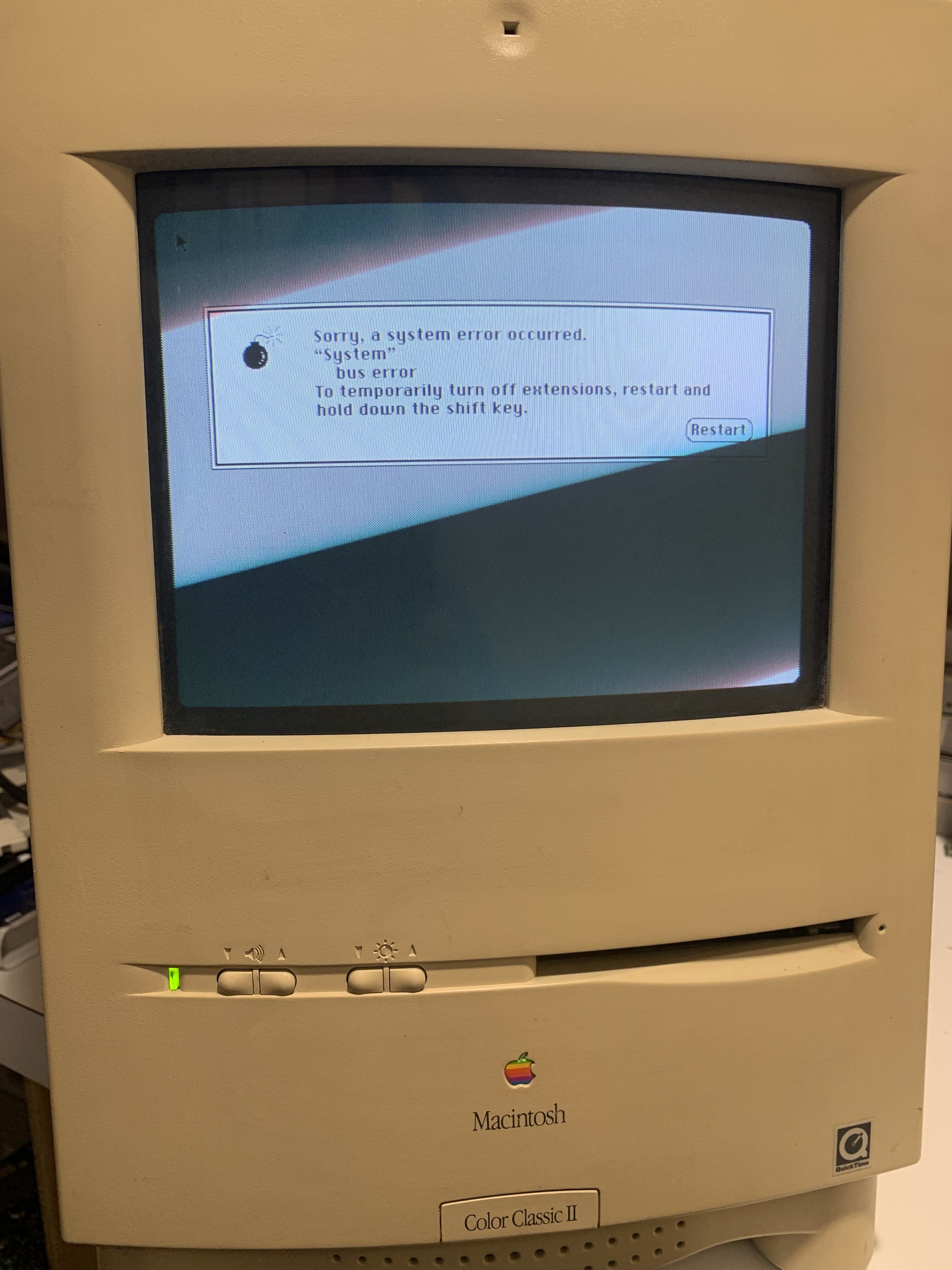Macintosh LC 575 “Mystic” logic board recap, install into Color