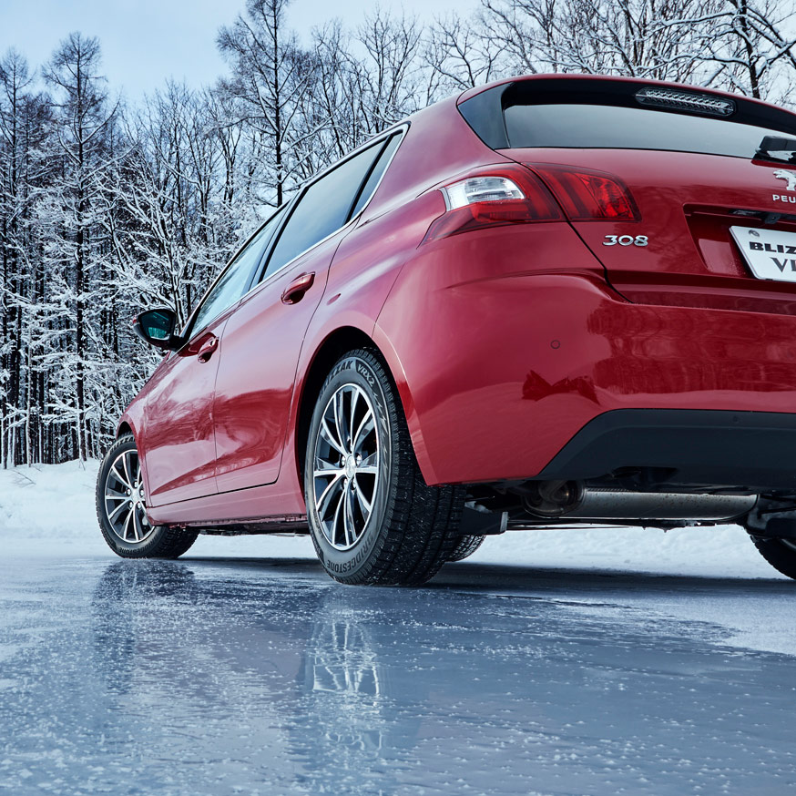 BLIZZAK VRX2 225/55R17 97Q｜ブリヂストン タイヤオンラインストア