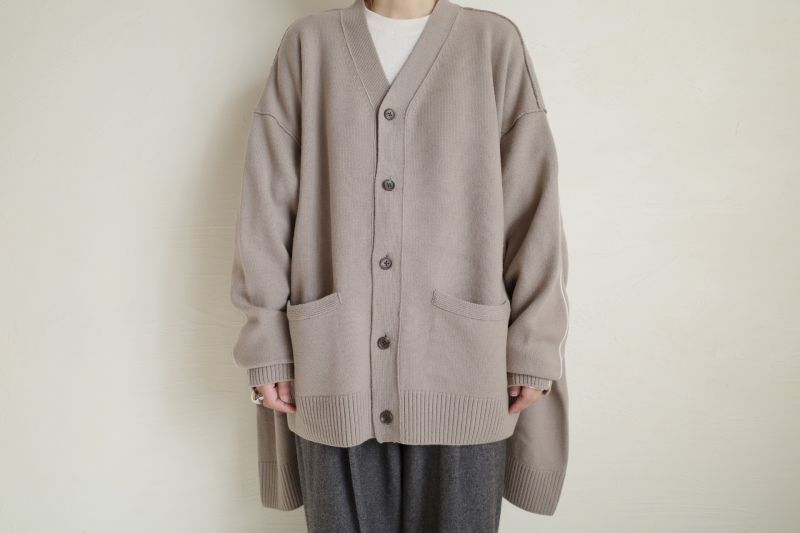 stein OVERSIZED FOUR SLEEVES KNIT CARDIGAN・GREIGE - tity