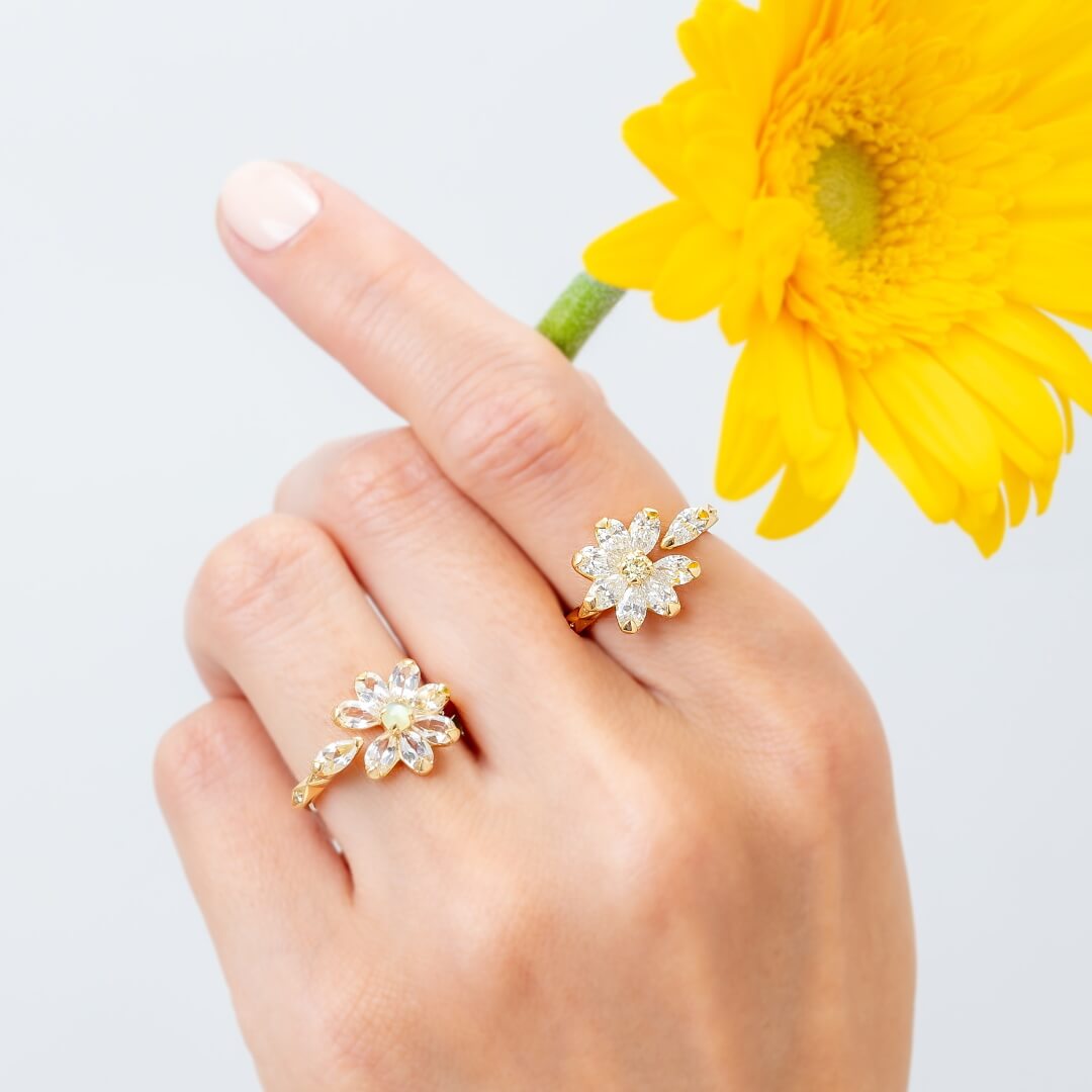 マーガレットK18ダイヤモンド花占いフラワーリング