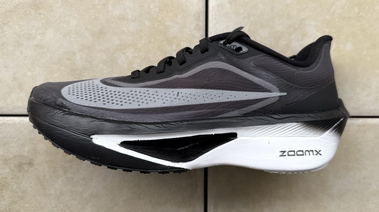 レビュー】Nike ズームフライ6：Nikeの「本気」を感じるスピード