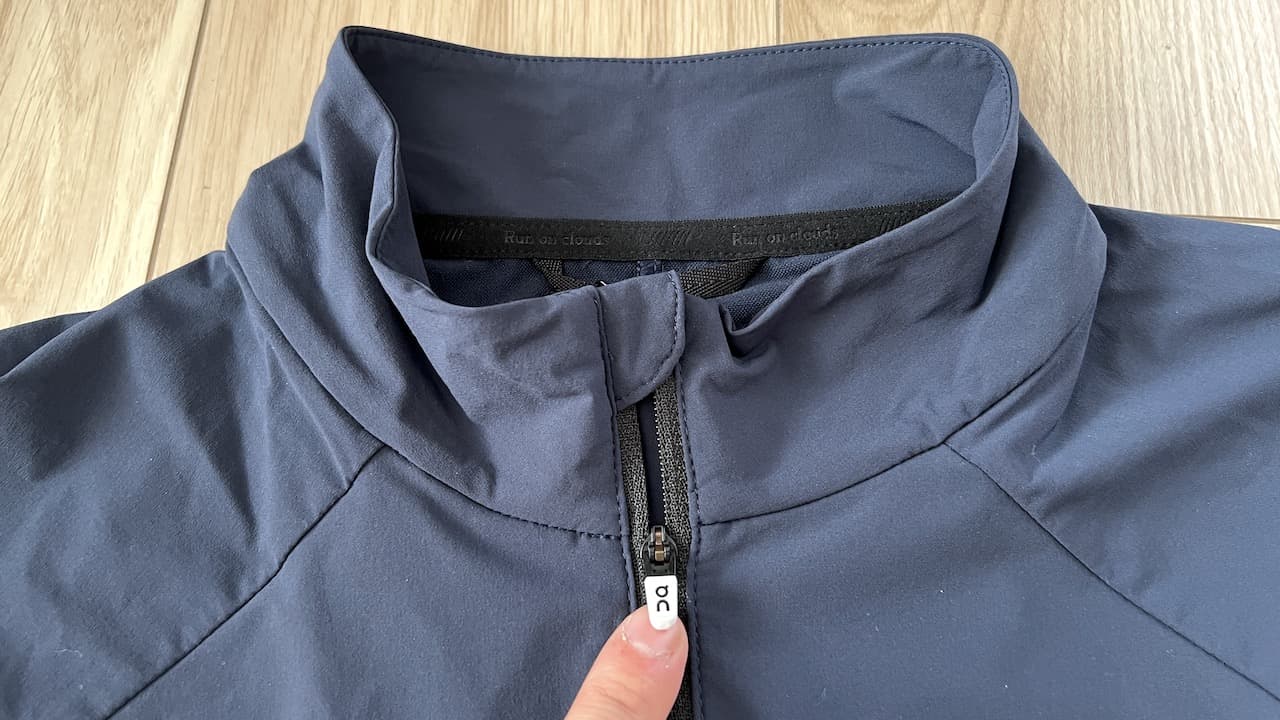 レビュー】On トレイルブレーカー：保温性と通気性に優れた長袖シャツ