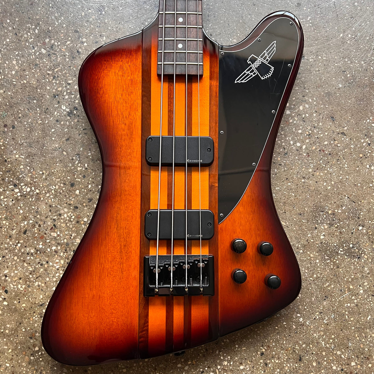 2010 Epiphone Thunderbird Pro IV Specs - Vintage Sunburst | Tone Wolf