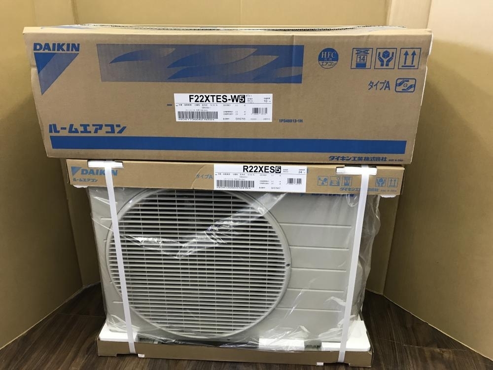 ダイキン ルームエアコン AR22WESK-W（2019年製）室内機と室外機付き