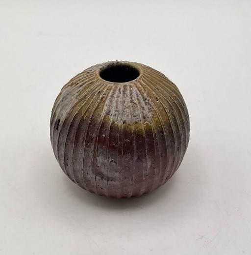 備前焼】鎬ミニ花器 作家：相馬美鶴