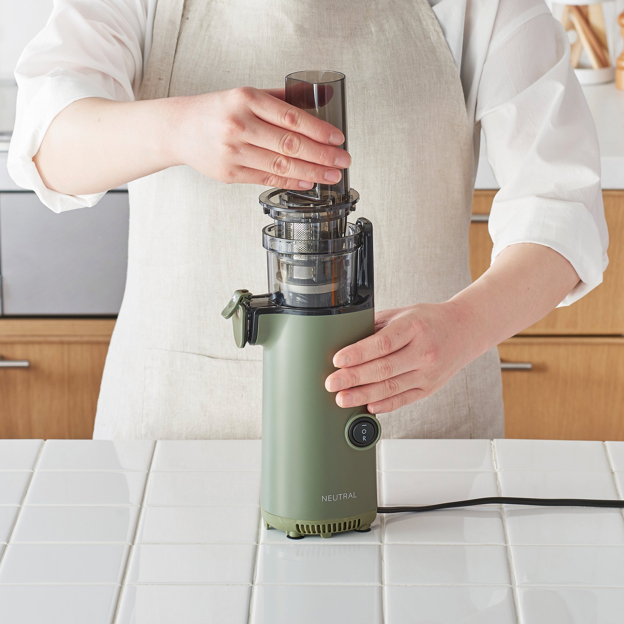 アウトレット】NEUTRAL ミニスロージューサー ｜ Toffy公式オンライン