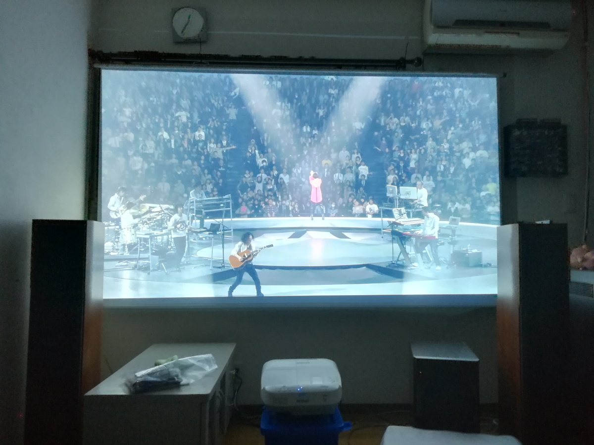 超短焦点プロジェクター エプソン EB-590WTを購入しました レビュー