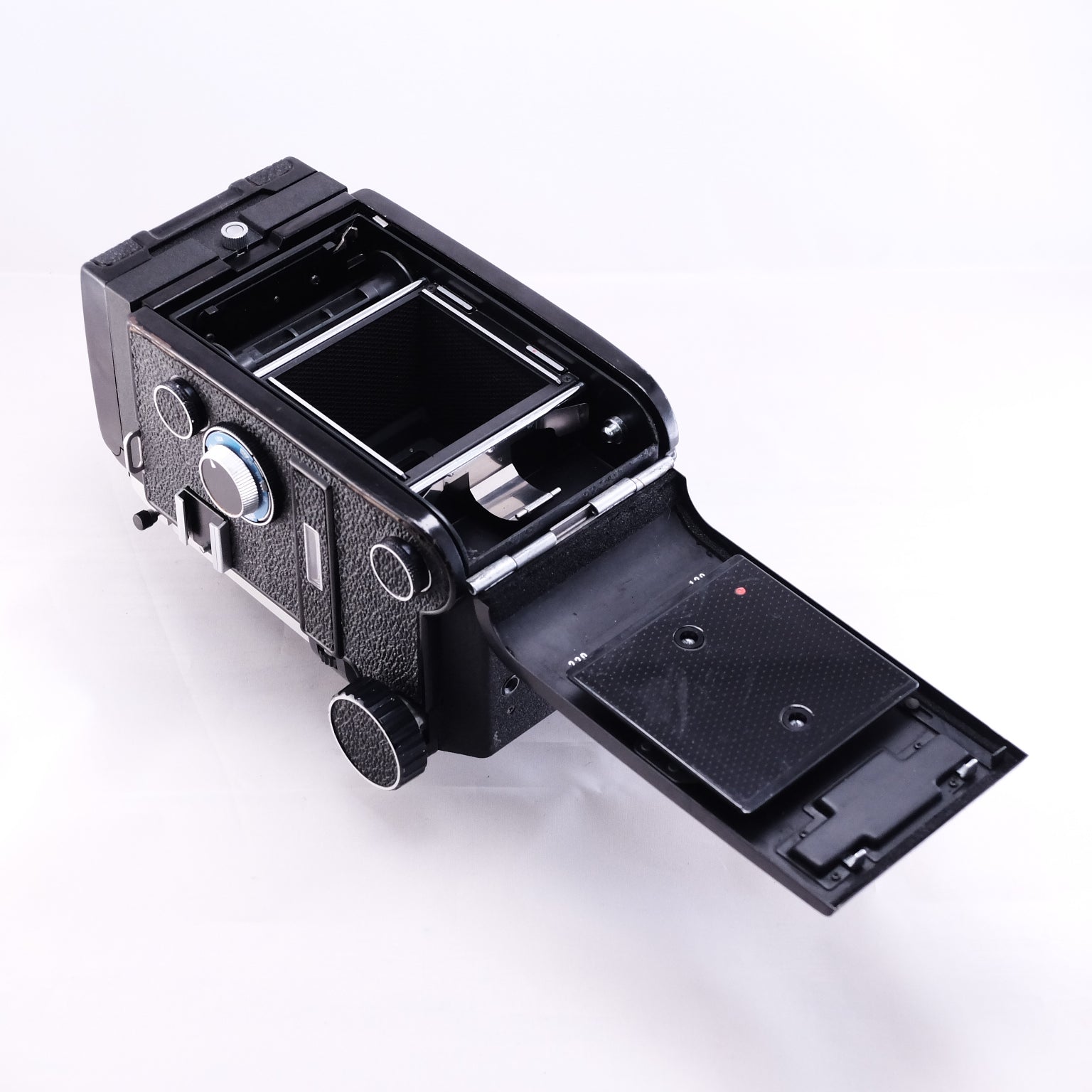 MAMIYA C330 + MAMIYA-SEKOR 80mm F2.8 – 東京CAMERA