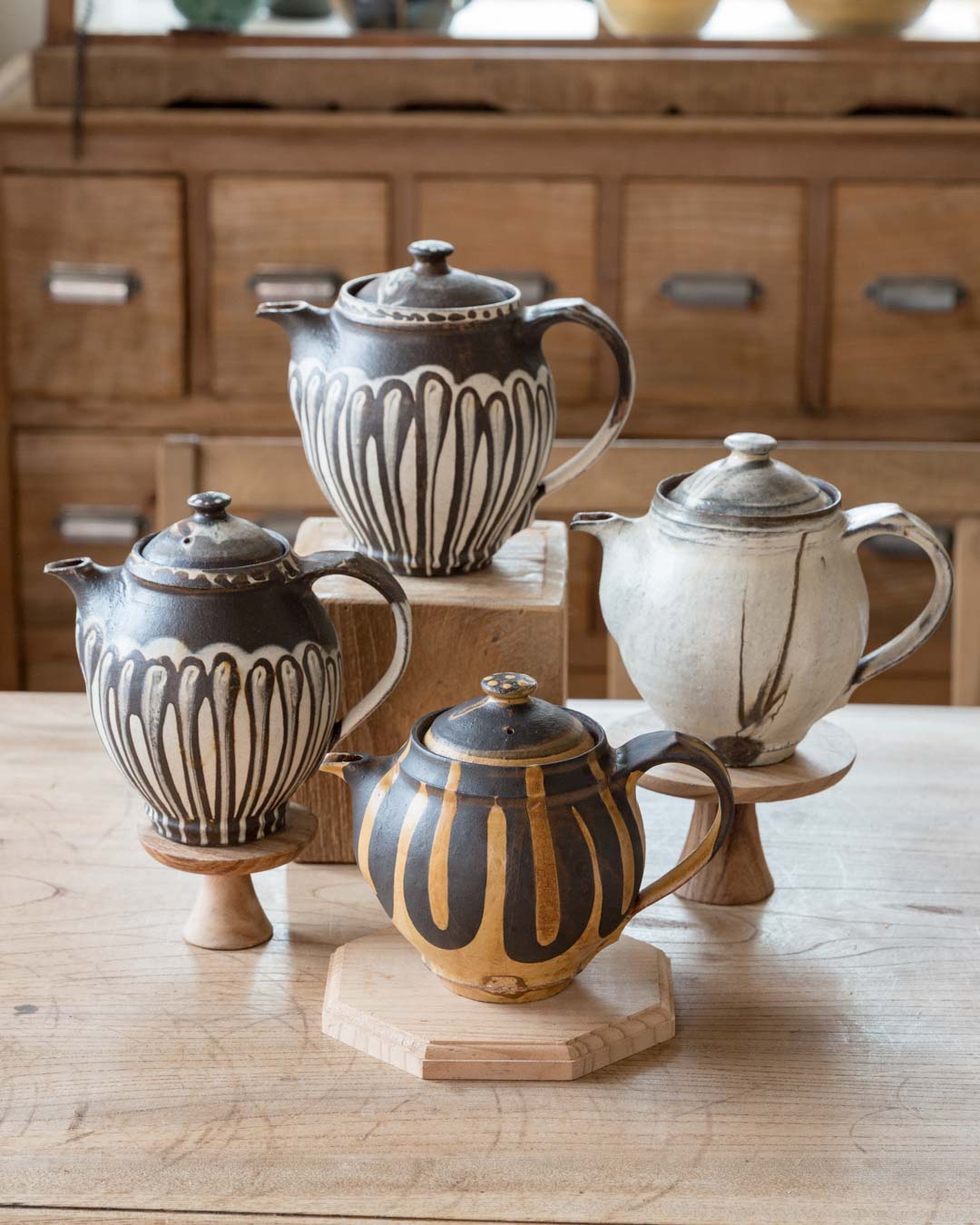 財満晋平うつわ展 4/17-4/29, 2025 – ドライフラワーと、うつわと