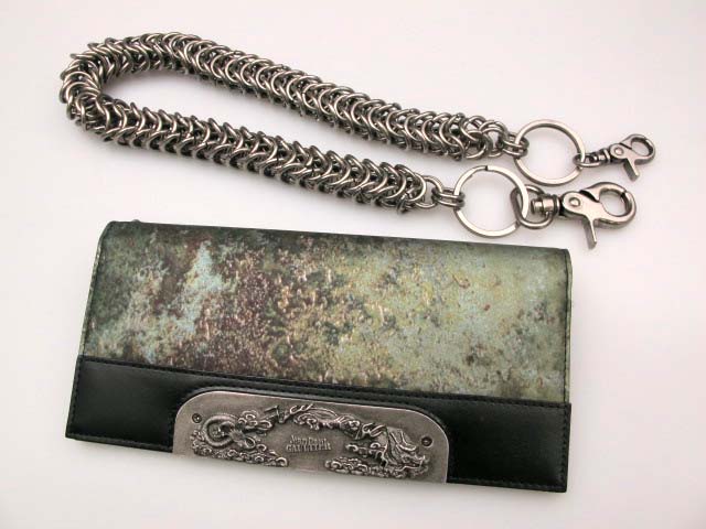 Jean Paul GAULTIER ウォレットチェーン付きドラゴンメタルプレートV