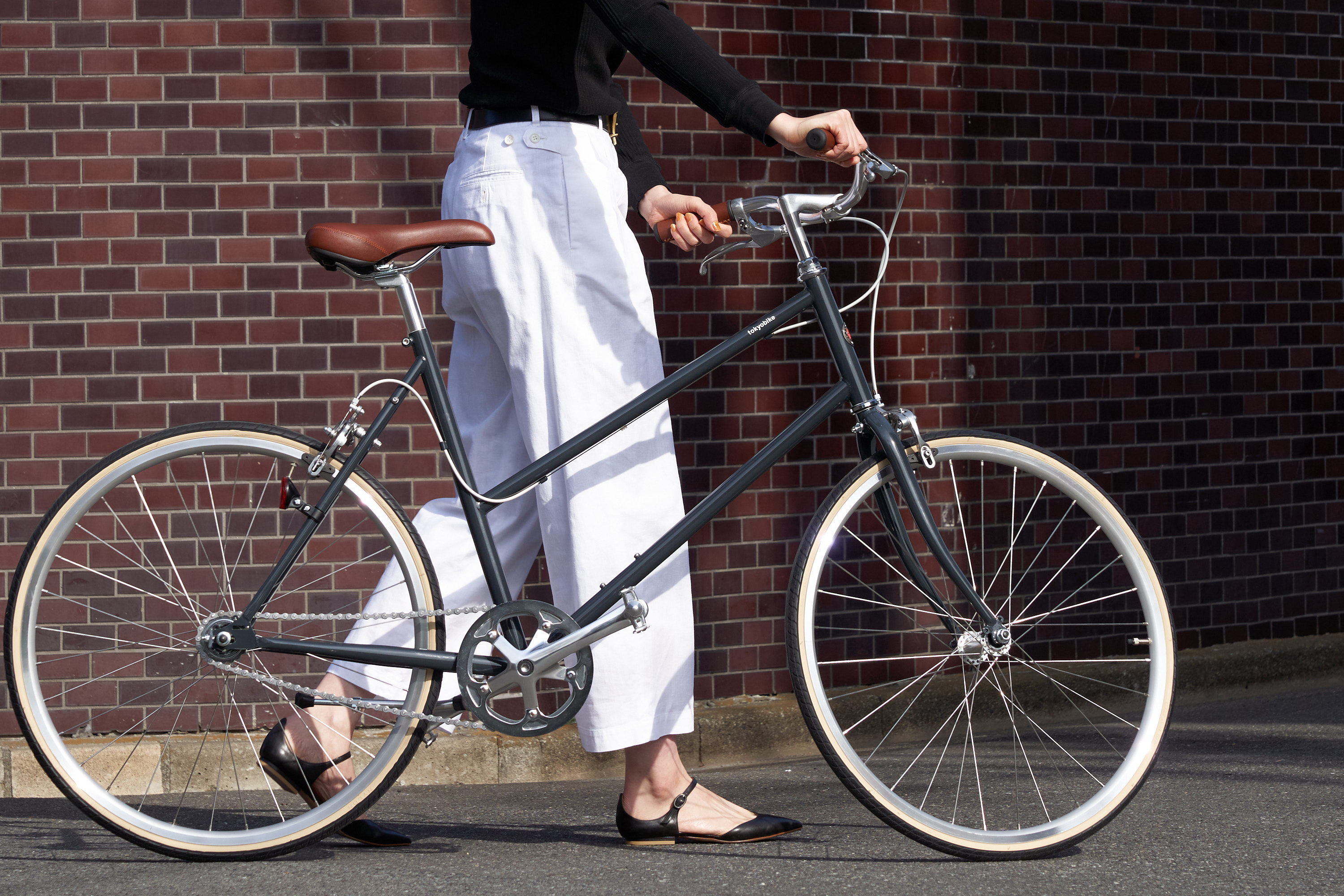 TOKYOBIKE LEGER (レジェ) : 軽やかに、街を感じる