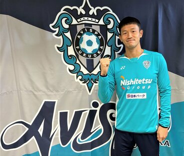 ACミランがシェフチェンコ特別シャツ販売寄付でウクライナ支援 | 東