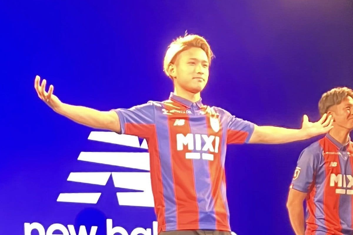 FC東京MF松木玖生が3冠宣言「自分の売りは体の強さ」と〝マッチョ