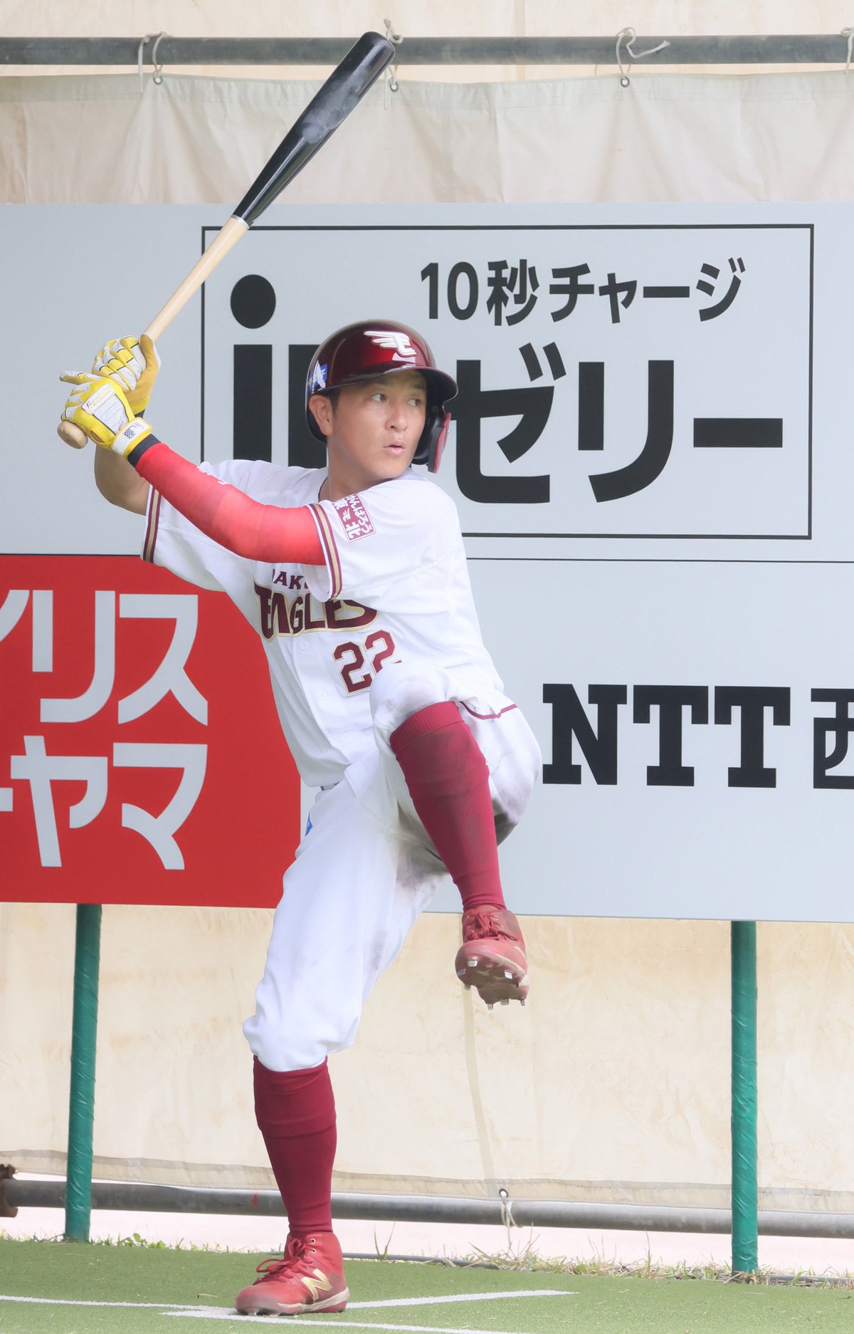 写真：楽天新加入の38歳・川島慶三「レギュラー獲りますっていうのは