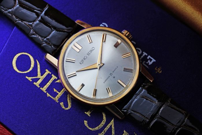 ファーストモデル J14102E ヴィンテージウォッチ買取 【東京 宅配買取】